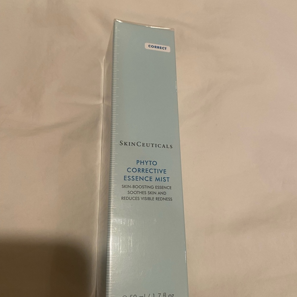 SkinCeuticals Phyto Corrective Essence Mist